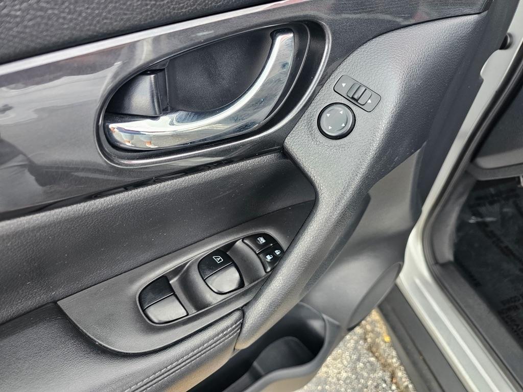 Nissan Rogue FWD S 2018