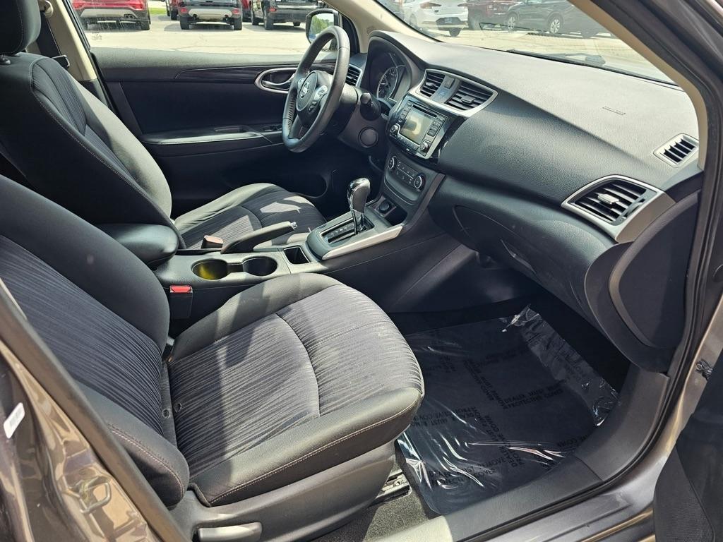 Nissan Sentra SV CVT 2017