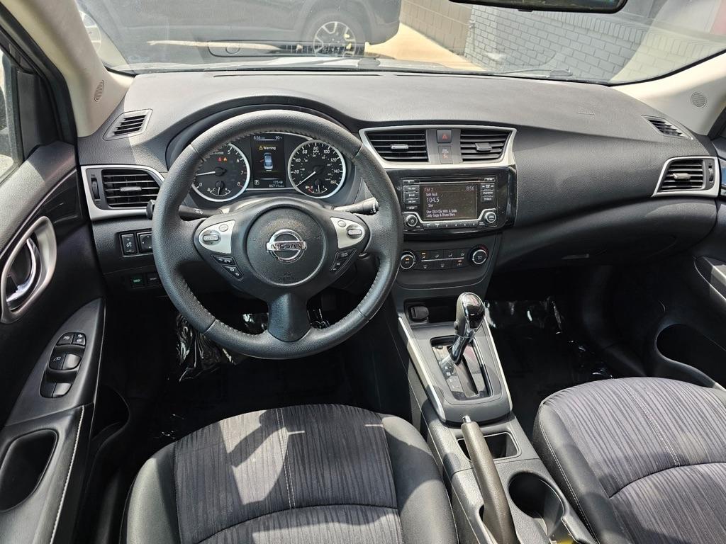 Nissan Sentra SV CVT 2017