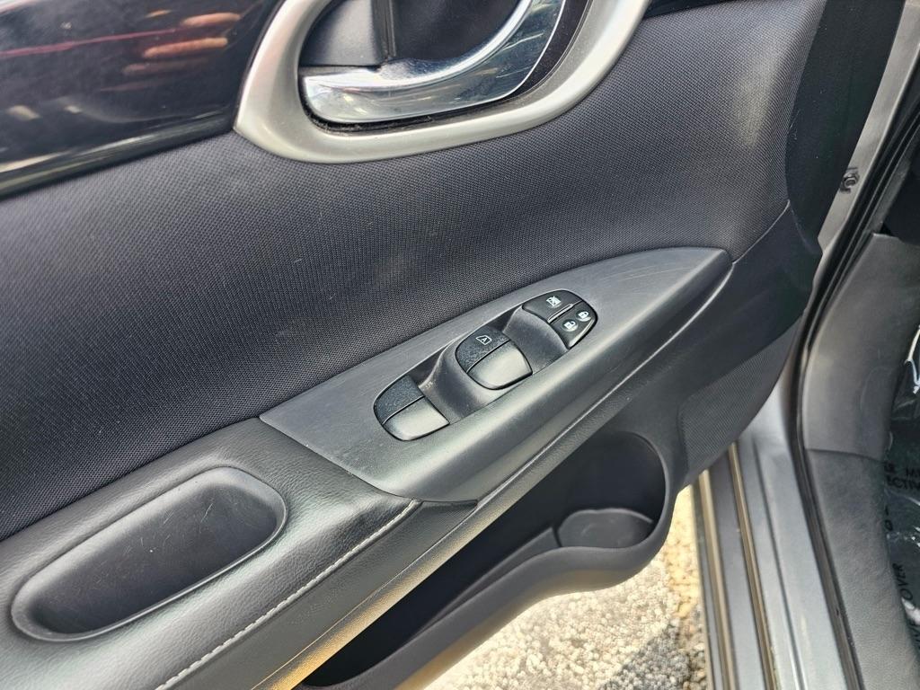 Nissan Sentra SV CVT 2017