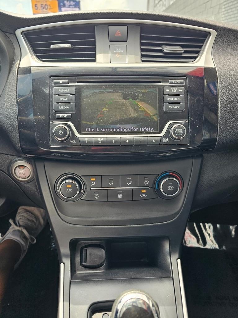 Nissan Sentra SV CVT 2017