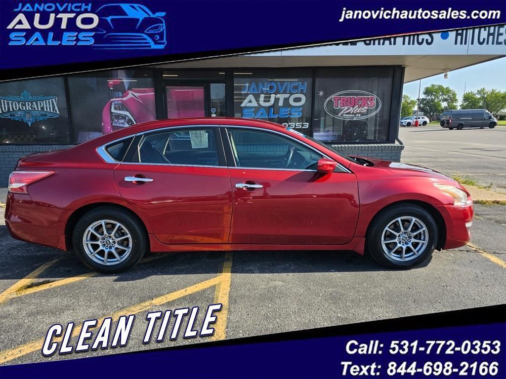 2013 Nissan Altima 4dr Sdn I4 2.5 S