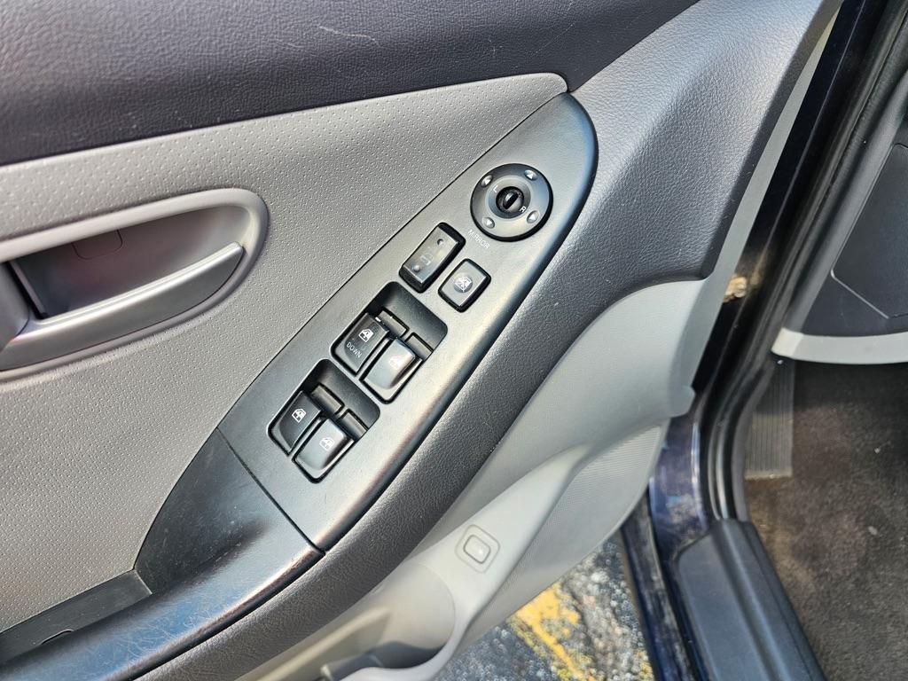 Hyundai Elantra 4dr Sdn Auto GLS PZEV 2009