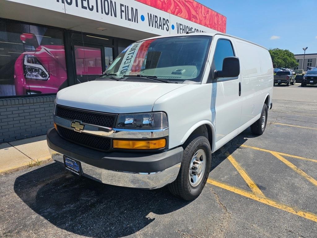 Chevrolet Express Cargo Van RWD 2500 135" 2020
