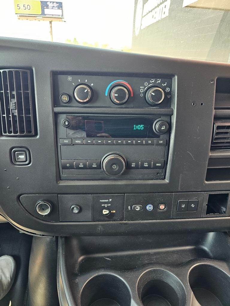 Chevrolet Express Cargo Van RWD 2500 135" 2020