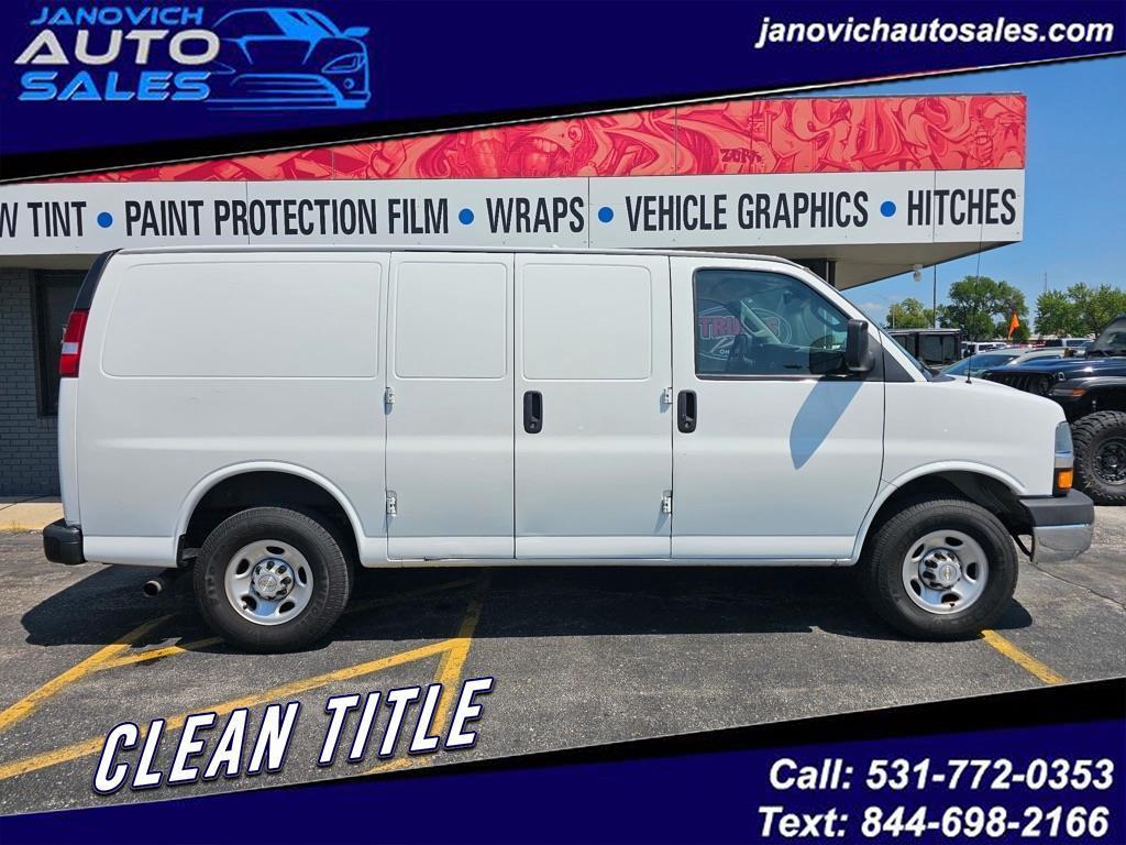 2020 Chevrolet Express Cargo Van RWD 2500 135"
