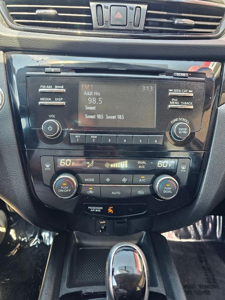 Nissan Rogue Sport AWD SV 2017