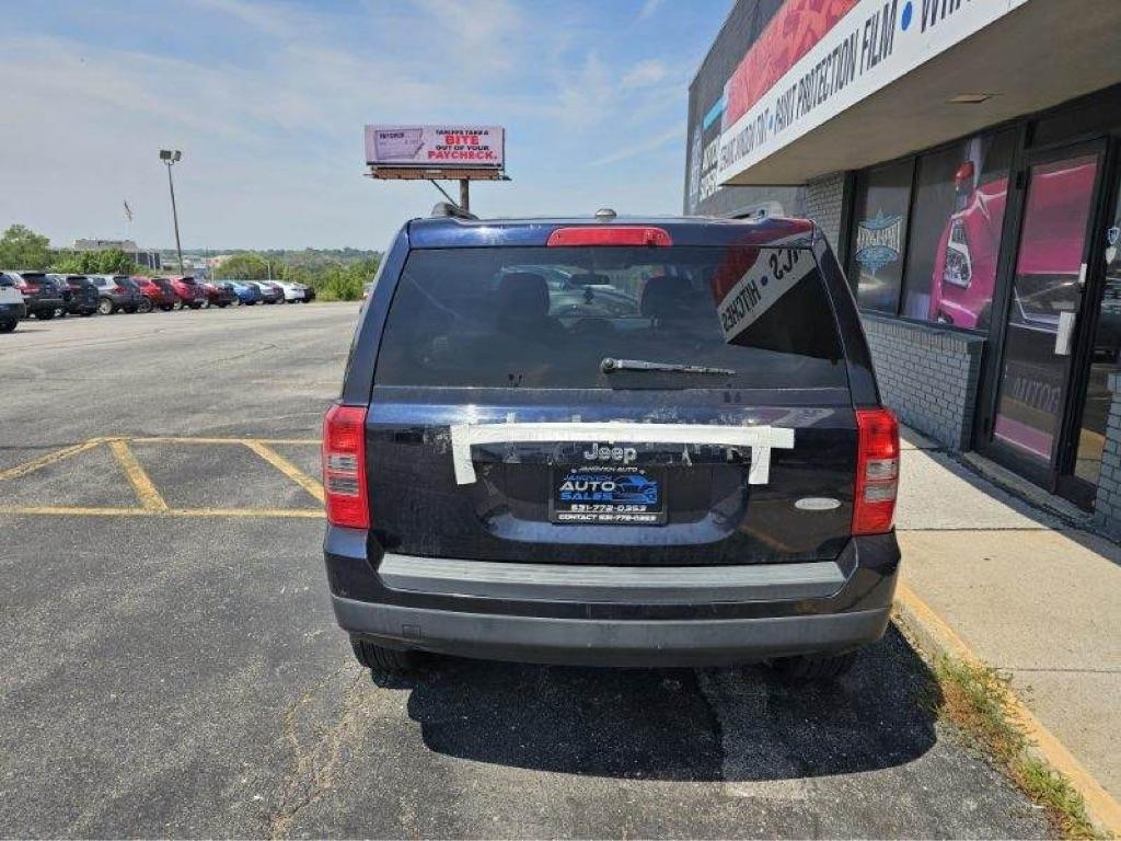 Jeep Patriot FWD 4dr Latitude 2011