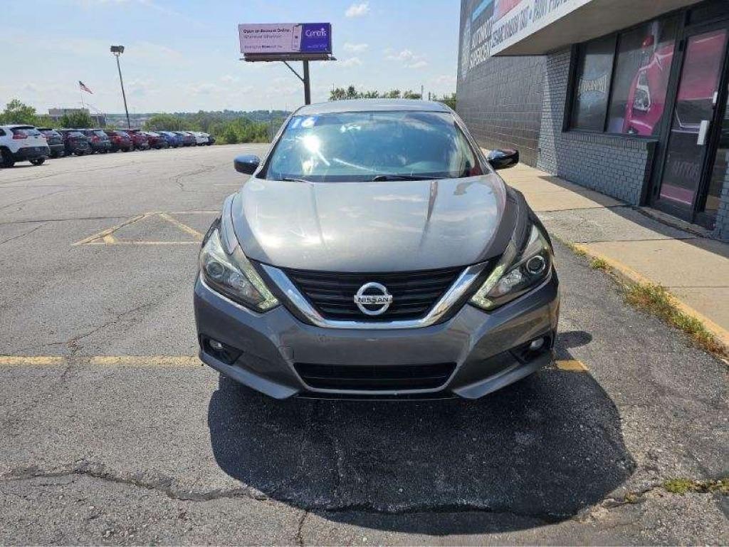 Nissan Altima 4dr Sdn I4 2.5 SR 2016