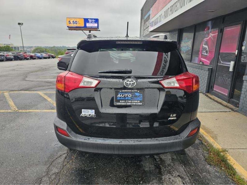 Toyota RAV4 AWD 4dr LE (Natl) 2015