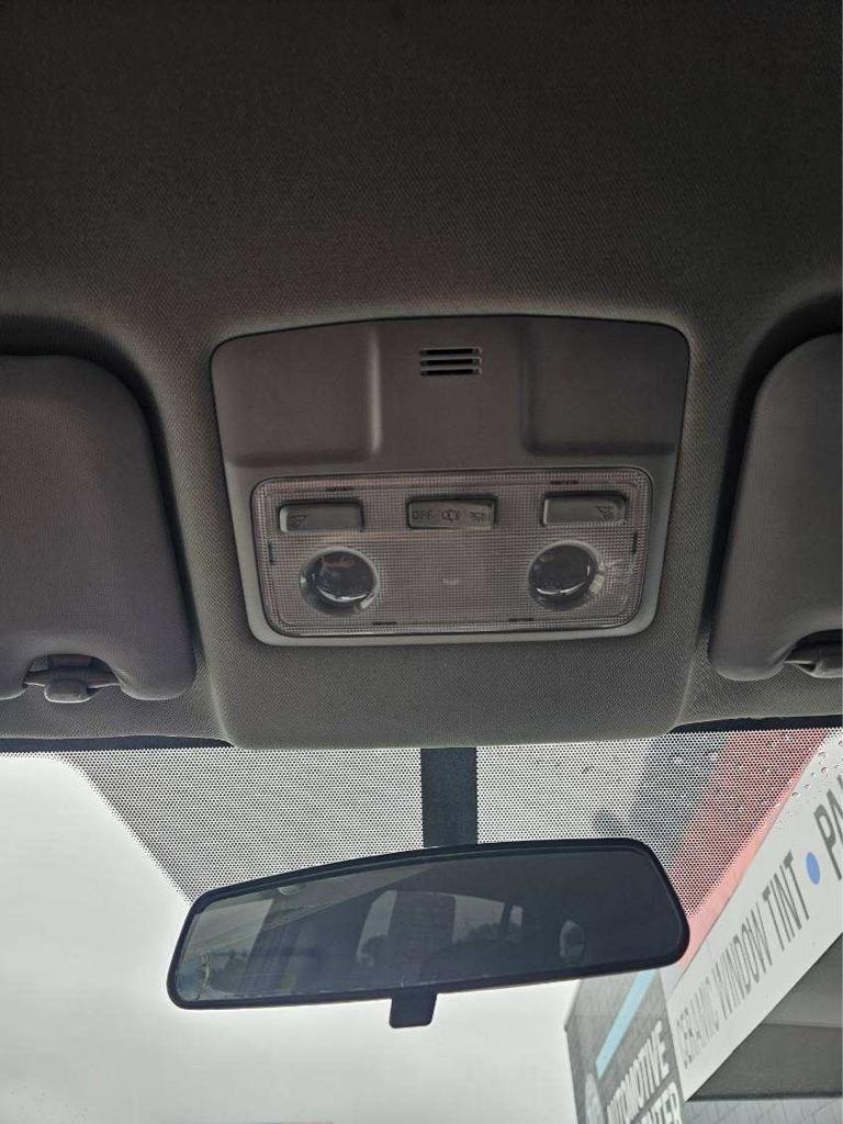 Toyota RAV4 AWD 4dr LE (Natl) 2015
