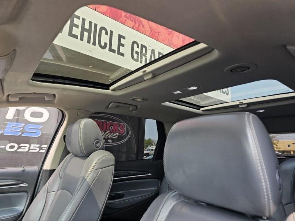 Buick Enclave AWD 4dr Essence 2018