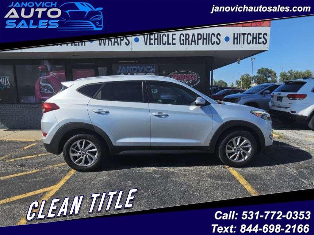 2016 Hyundai Tucson AWD 4dr SE
