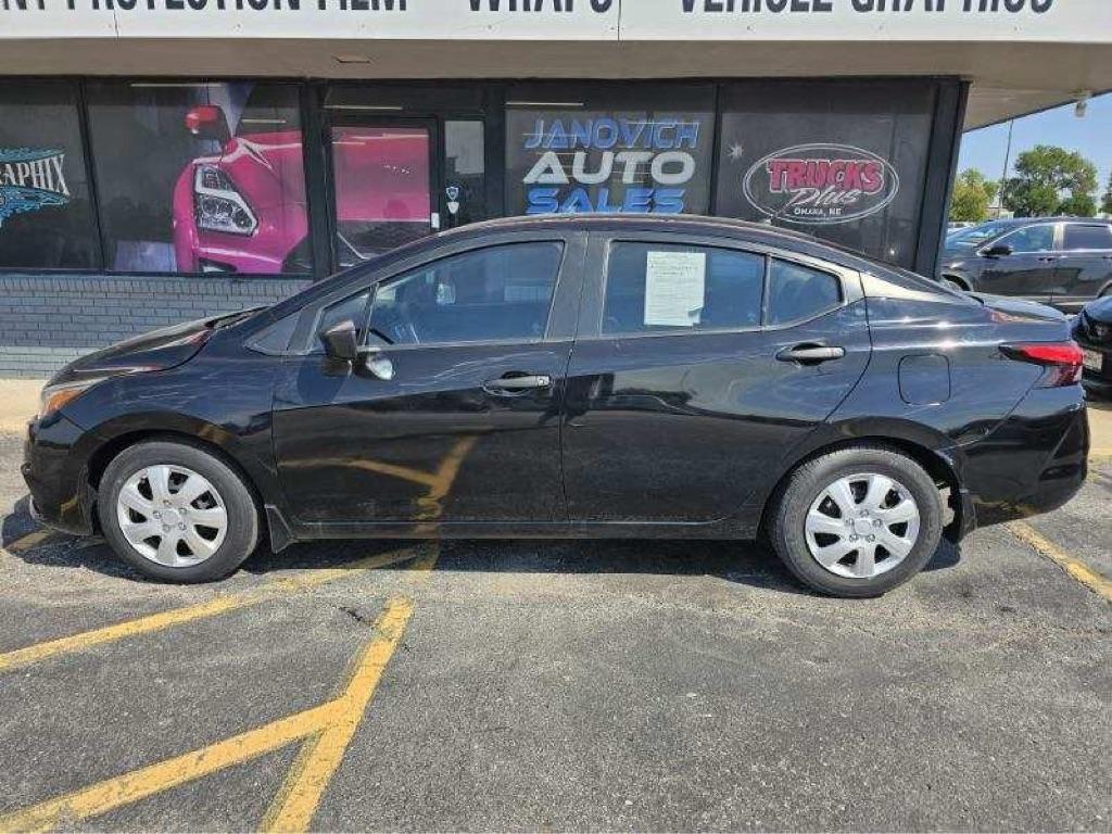Nissan Versa S CVT 2020