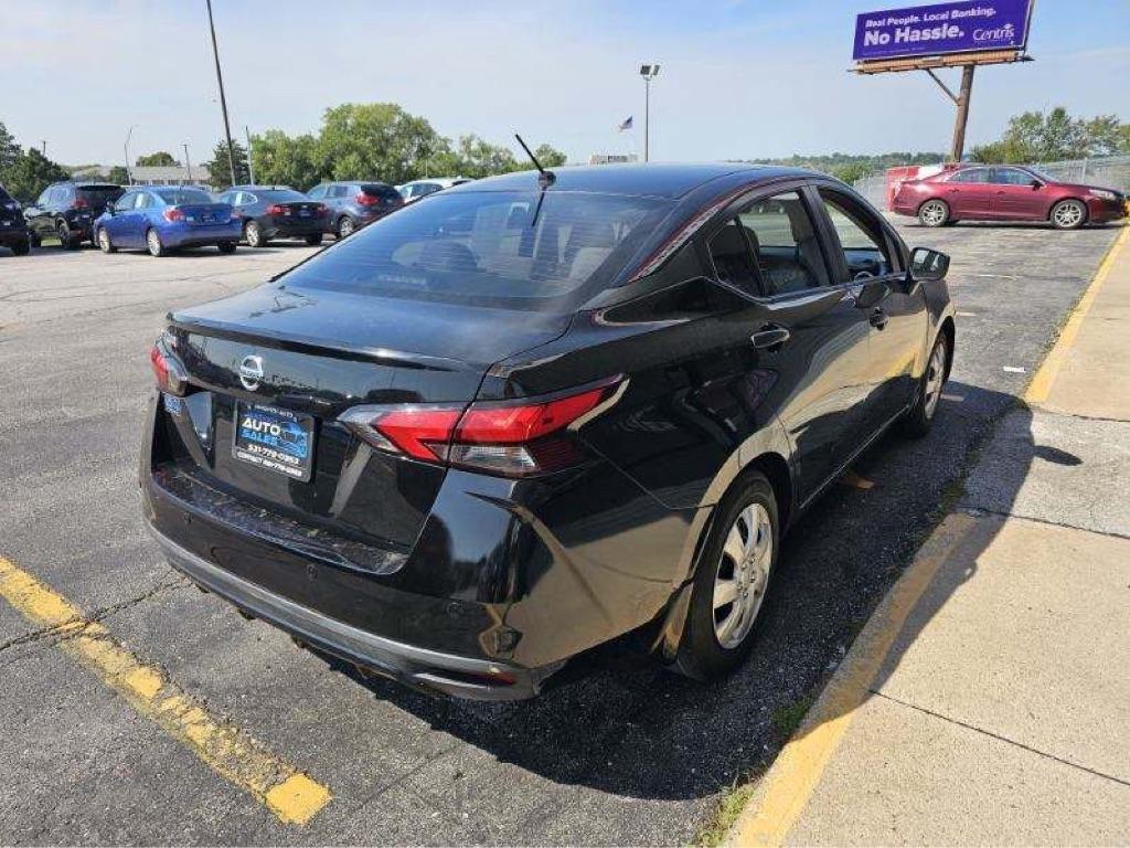Nissan Versa S CVT 2020