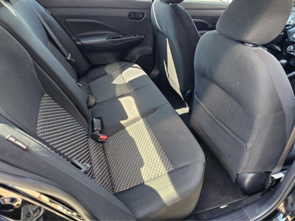 Nissan Versa S CVT 2020