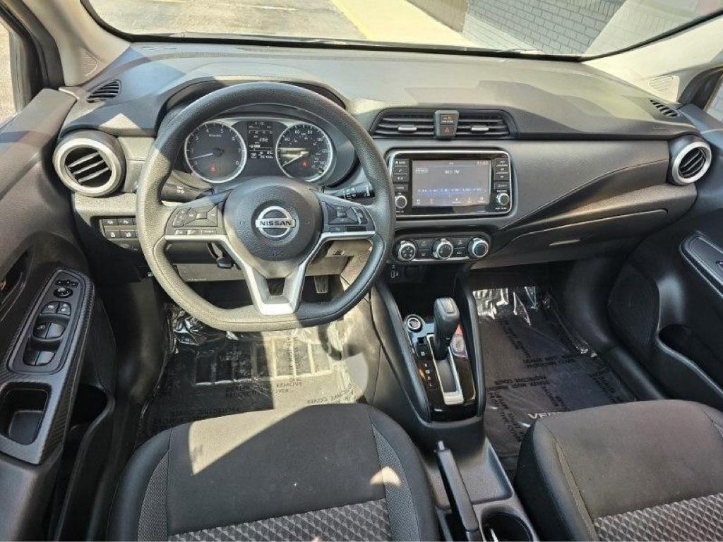 Nissan Versa S CVT 2020