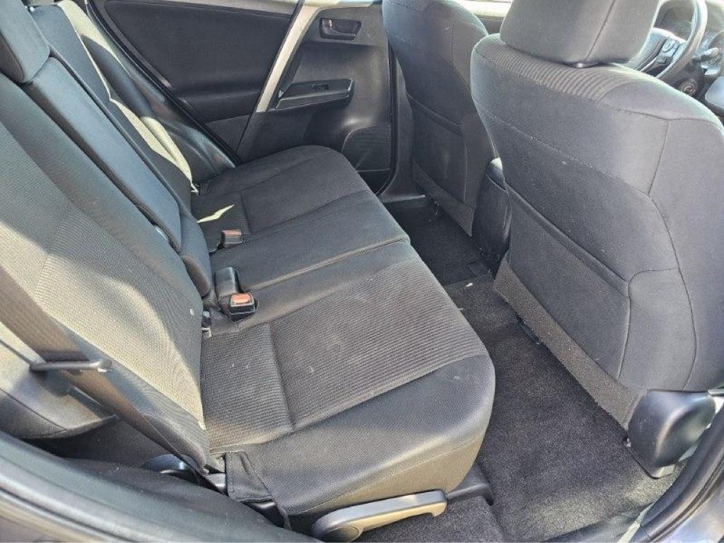Toyota RAV4 LE AWD (Natl) 2018