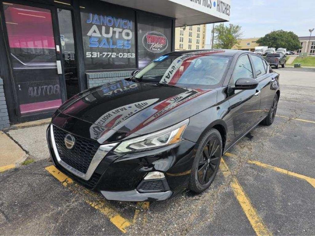 Nissan Altima 2.5 SV Sedan 2021