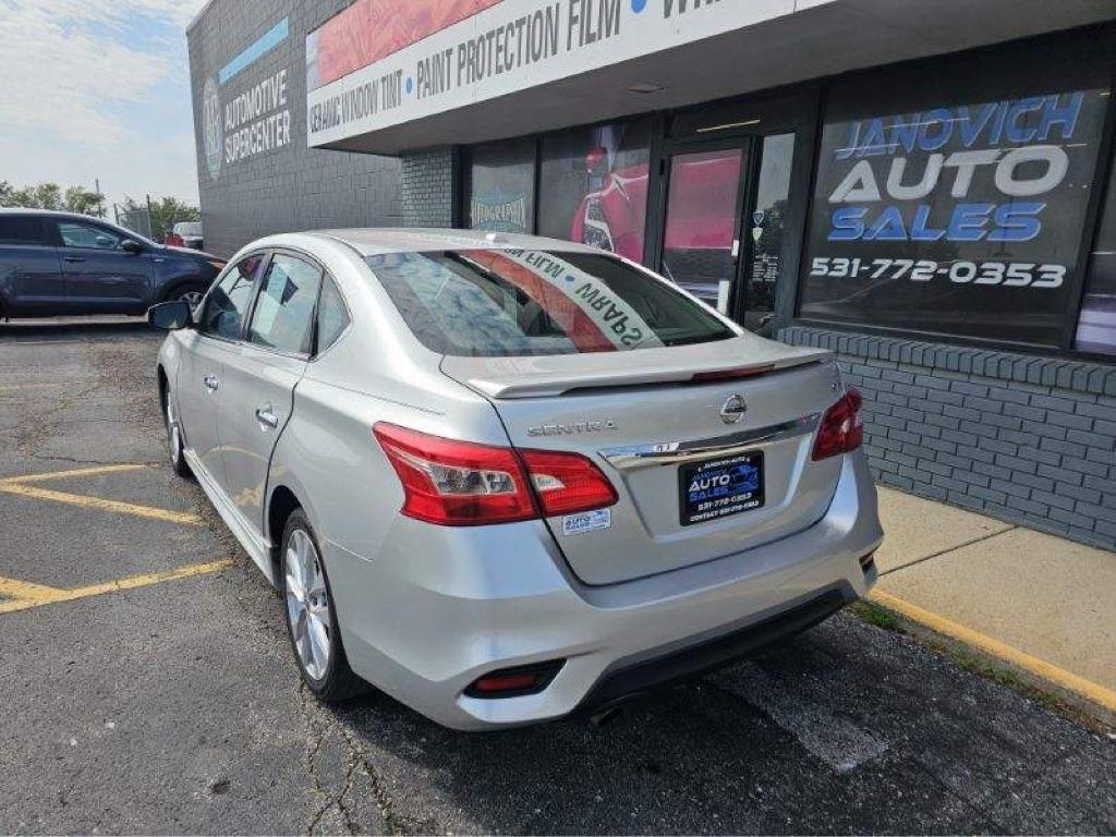 Nissan Sentra SR CVT 2017