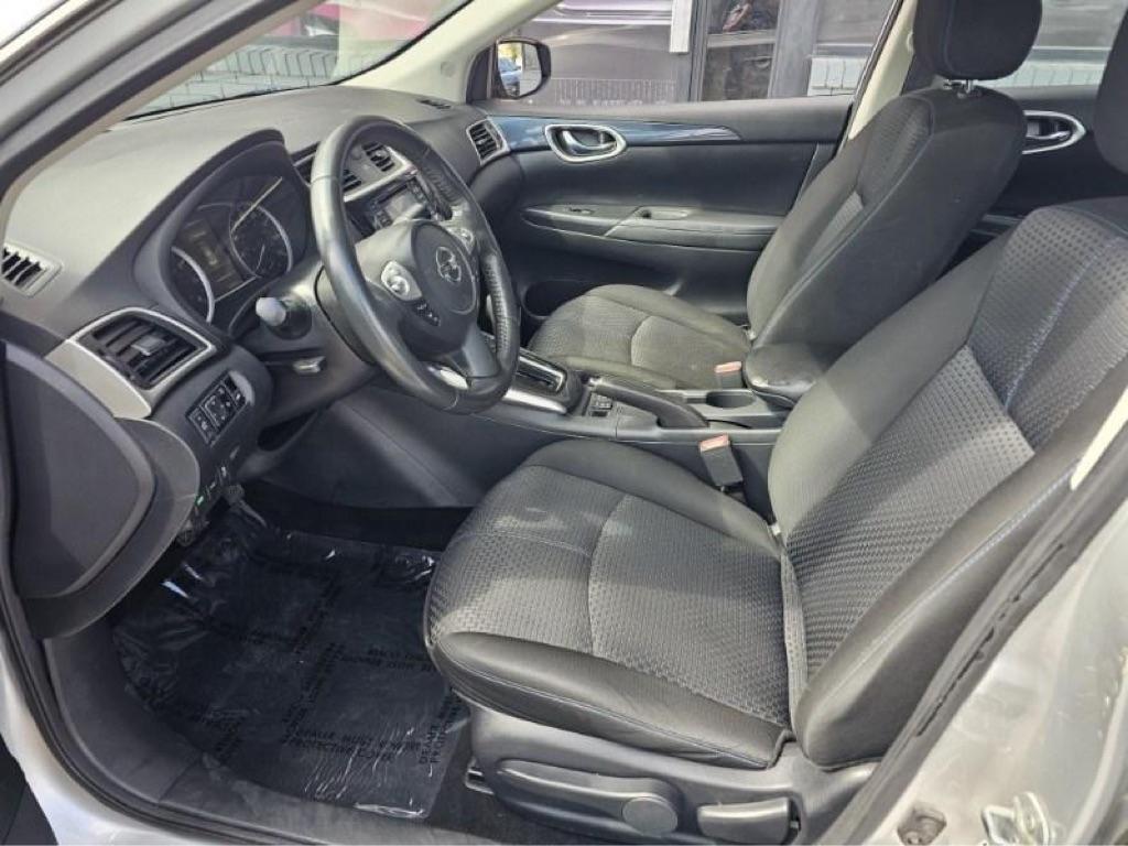 Nissan Sentra SR CVT 2017