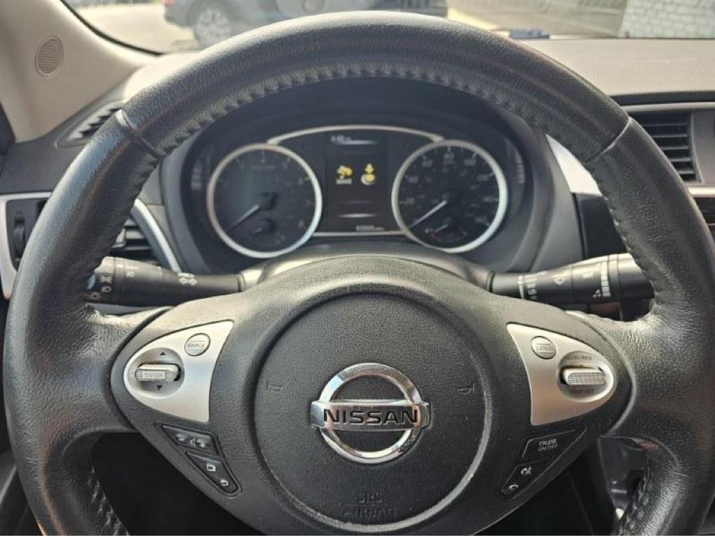 Nissan Sentra SR CVT 2017