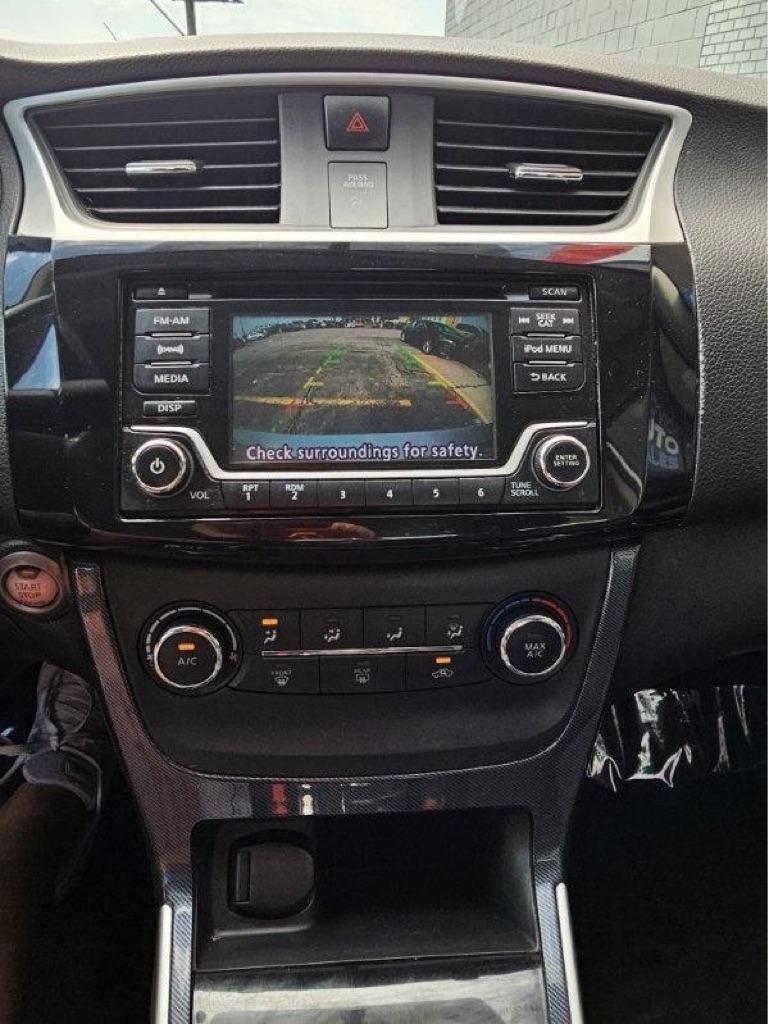 Nissan Sentra SR CVT 2017