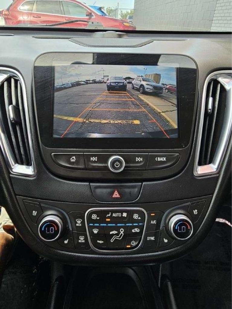 Chevrolet Malibu 4dr Sdn Premier w/2LZ 2017