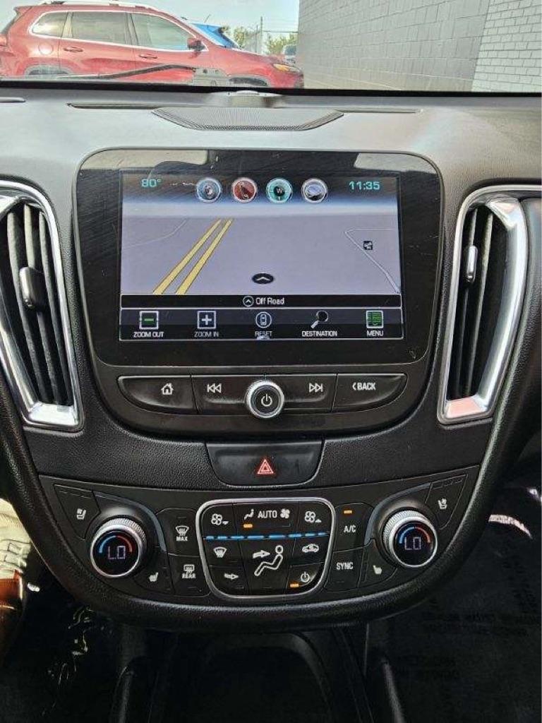Chevrolet Malibu 4dr Sdn Premier w/2LZ 2017