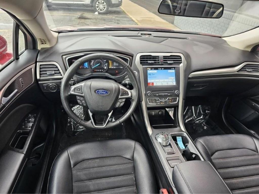 Ford Fusion SE FWD 2017