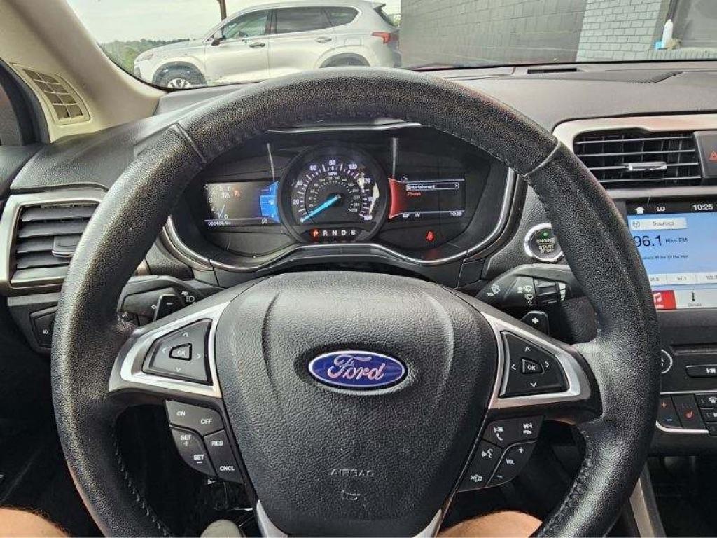 Ford Fusion SE FWD 2017
