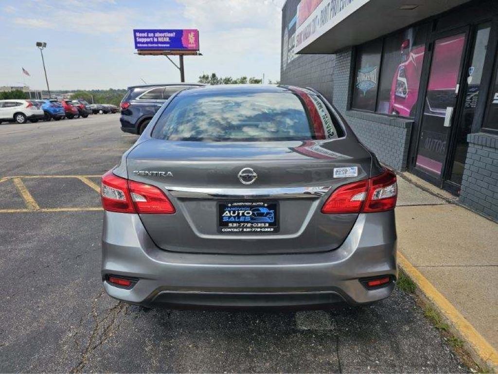 Nissan Sentra S CVT 2019