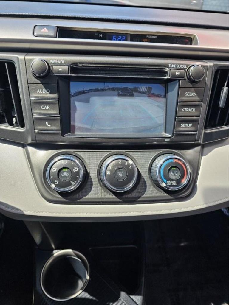 Toyota RAV4 AWD 4dr LE (Natl) 2015