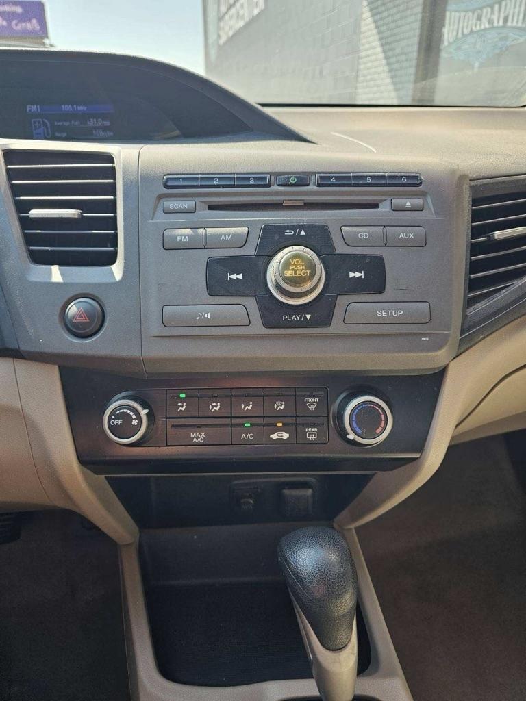 Honda Civic Sdn 4dr Auto LX 2012