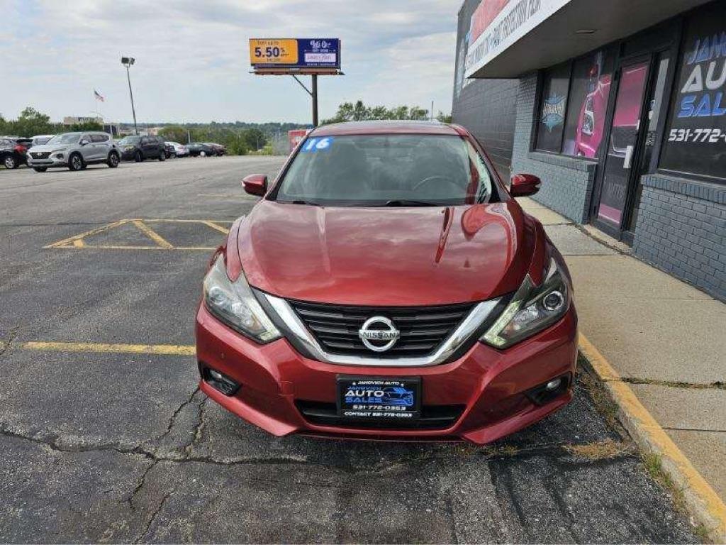 Nissan Altima 4dr Sdn V6 3.5 SL 2016