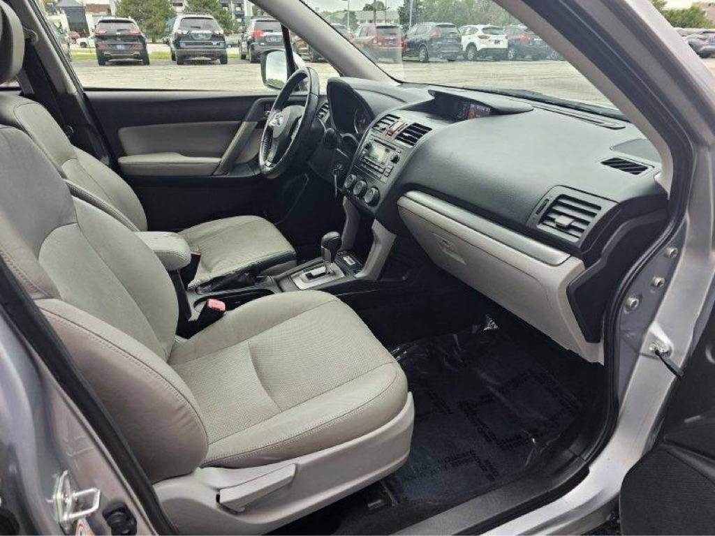Subaru Forester 4dr Auto 2.5i Limited PZEV 2014