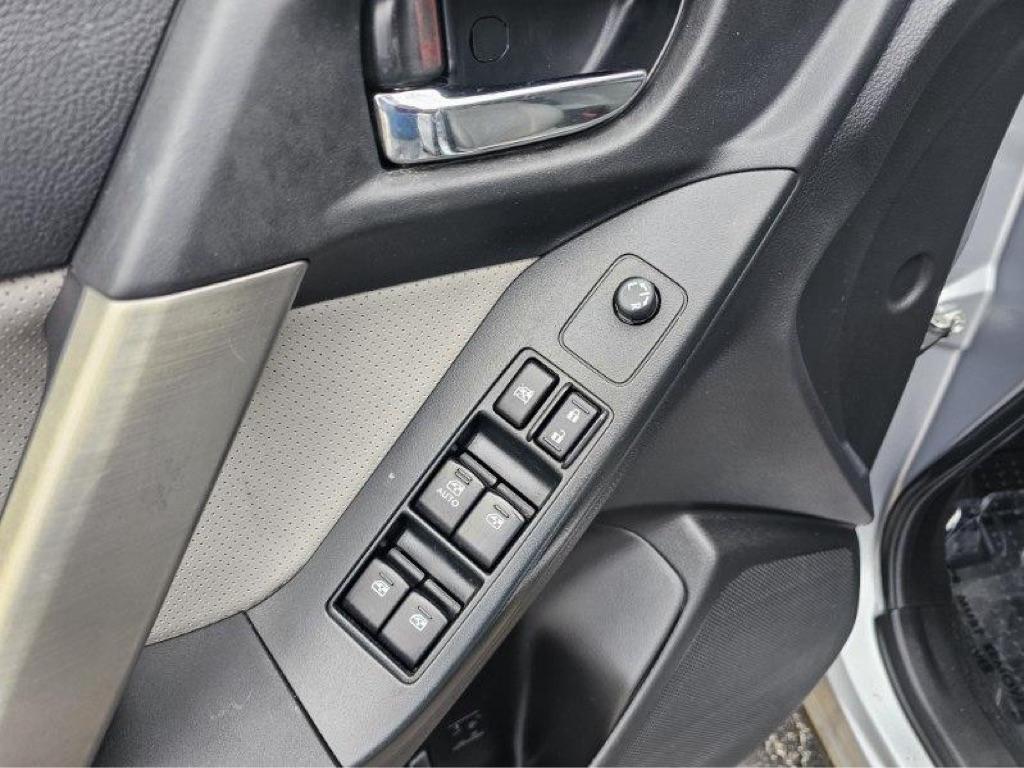 Subaru Forester 4dr Auto 2.5i Limited PZEV 2014