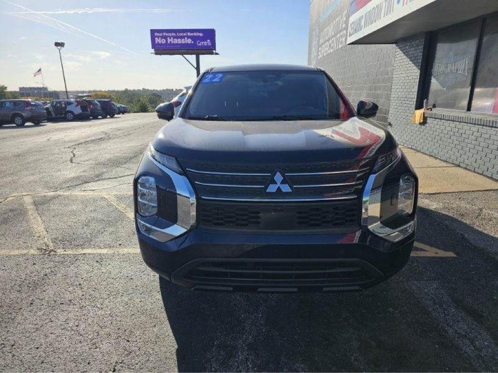 Mitsubishi Outlander SE Launch Edition S-AWC 2022