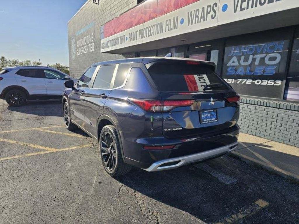 Mitsubishi Outlander SE Launch Edition S-AWC 2022