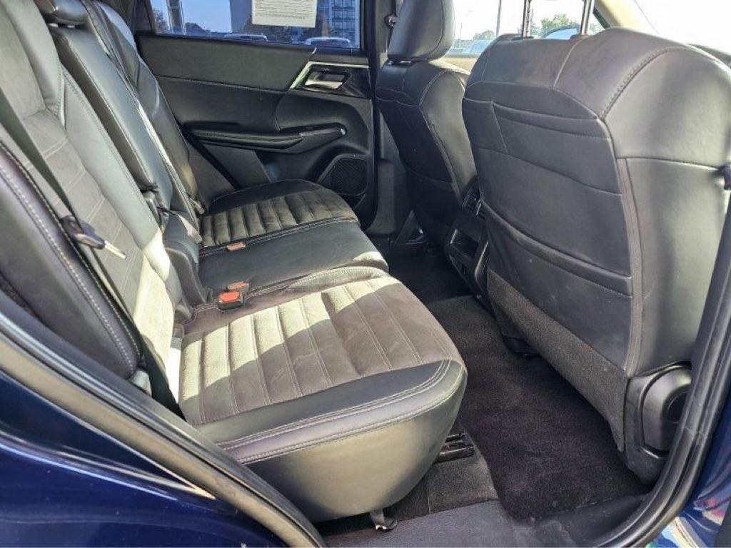 Mitsubishi Outlander SE Launch Edition S-AWC 2022