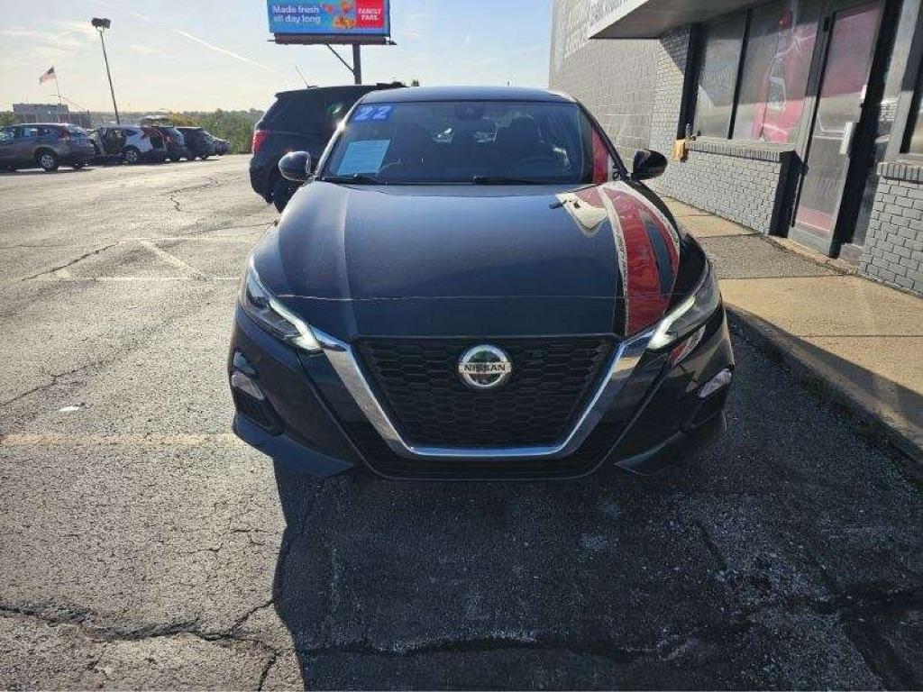 Nissan Altima 2.5 SV Sedan 2022