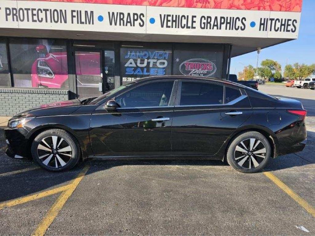 Nissan Altima 2.5 SV Sedan 2022