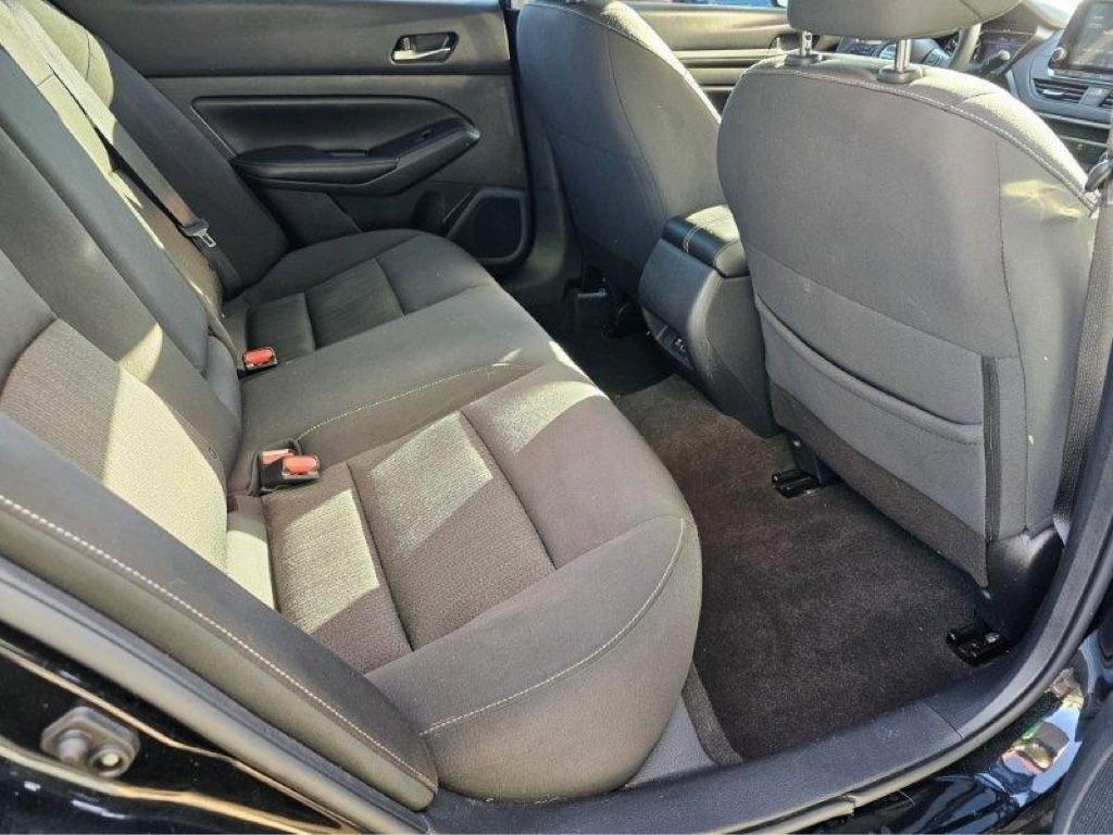 Nissan Altima 2.5 SV Sedan 2022