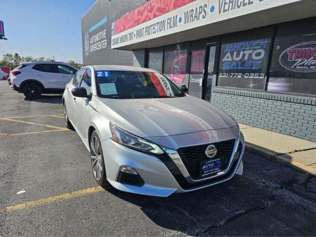 Nissan Altima 2.5 SR Sedan 2021