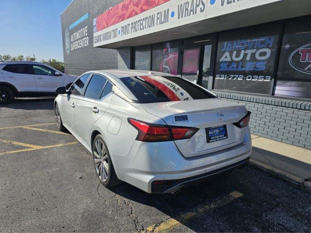 Nissan Altima 2.5 SR Sedan 2021