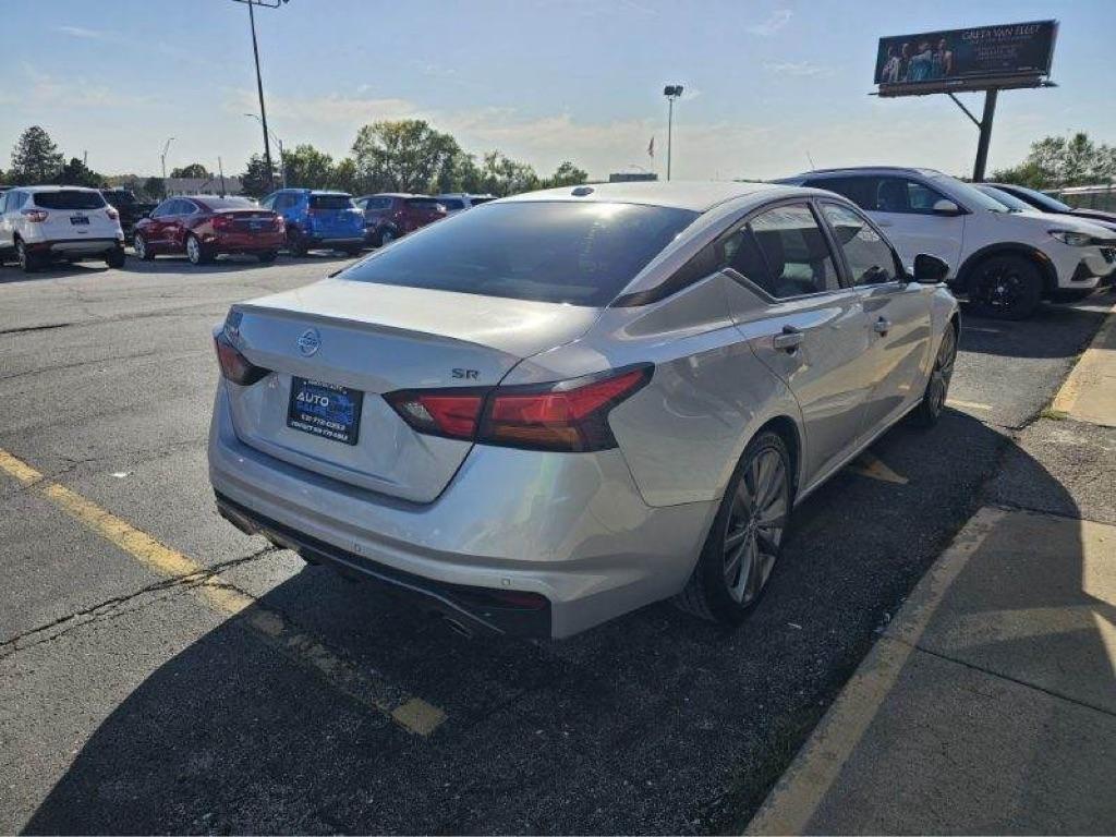 Nissan Altima 2.5 SR Sedan 2021