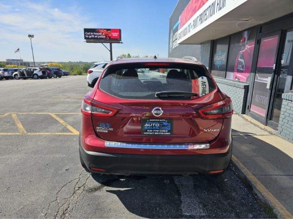 Nissan Rogue Sport AWD SV 2021