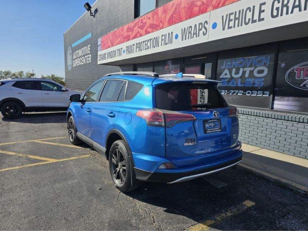 Toyota RAV4 Adventure AWD (Natl) 2018