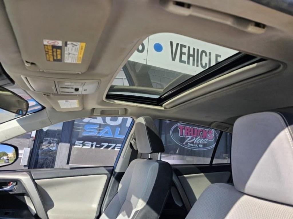Toyota RAV4 Adventure AWD (Natl) 2018