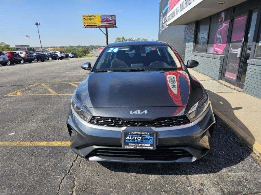 Kia Forte LXS IVT 2024